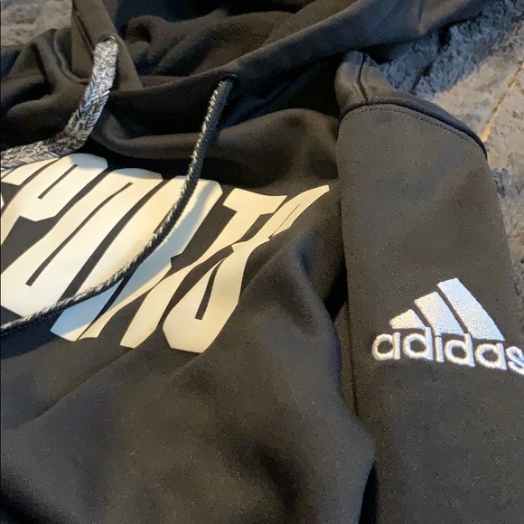 USports Black Sweater - Picture 4 of 4